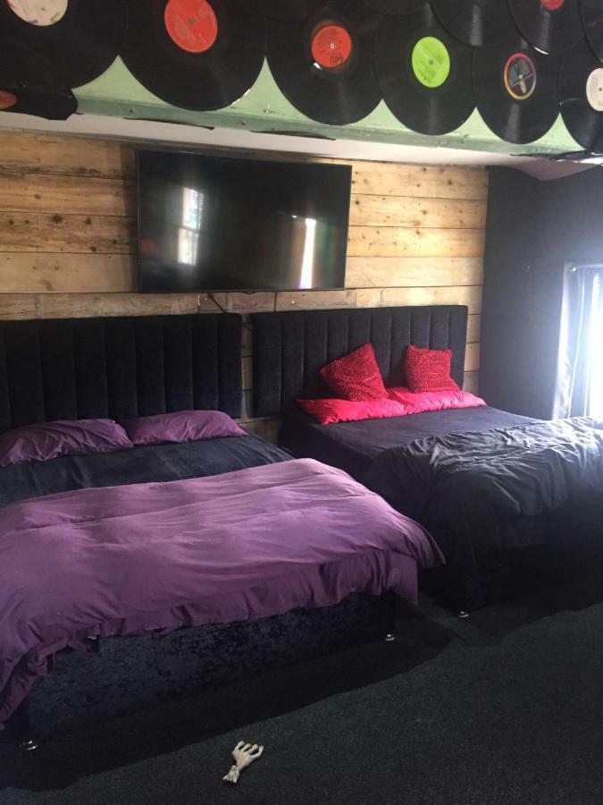 Liverpool Party Pad Hotell Eksteriør bilde