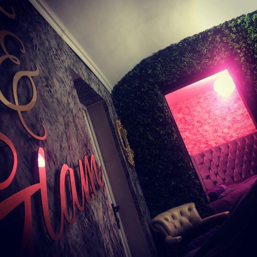 Liverpool Party Pad Hotell Eksteriør bilde